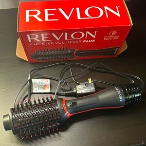 Revlon One-Step Volumizer Plus
